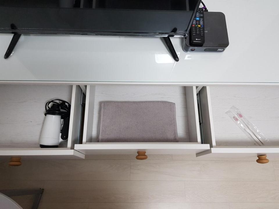 Naru Hongdae Private -